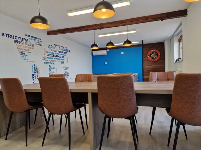 Consortio - Break room with dining table