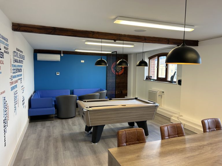 Consortio - Break room with pool table