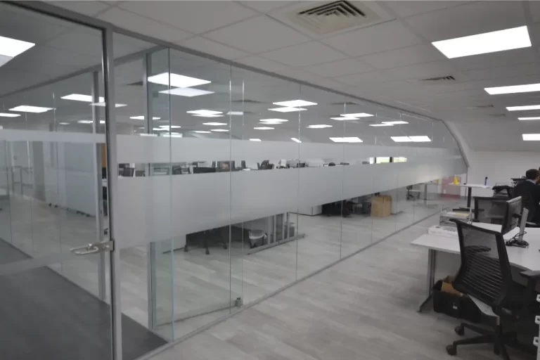 Global Technologies Racing | Office space with glass partitioning