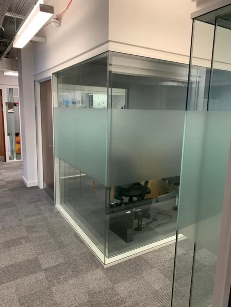 Montefiore Hospital | Glass partition office