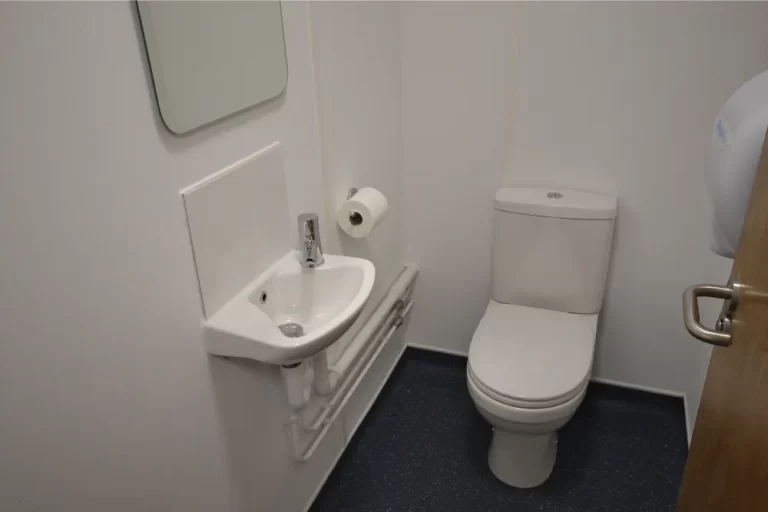 Pragma | Bathroom area.