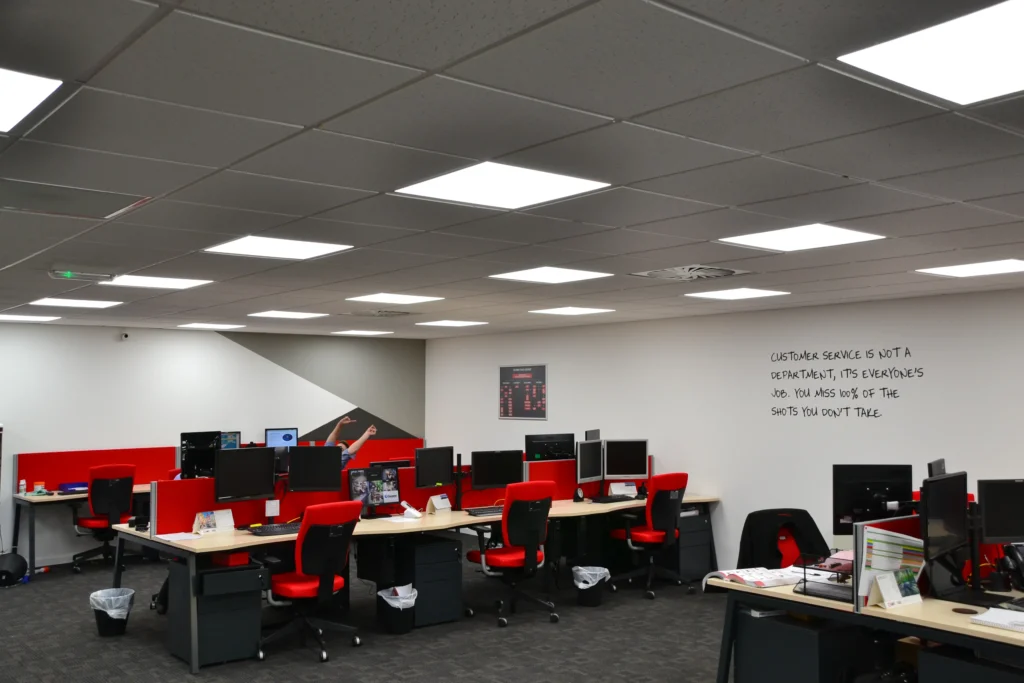 Suspended Ceilings & LED Panel Lights: 2025 Function & Design
